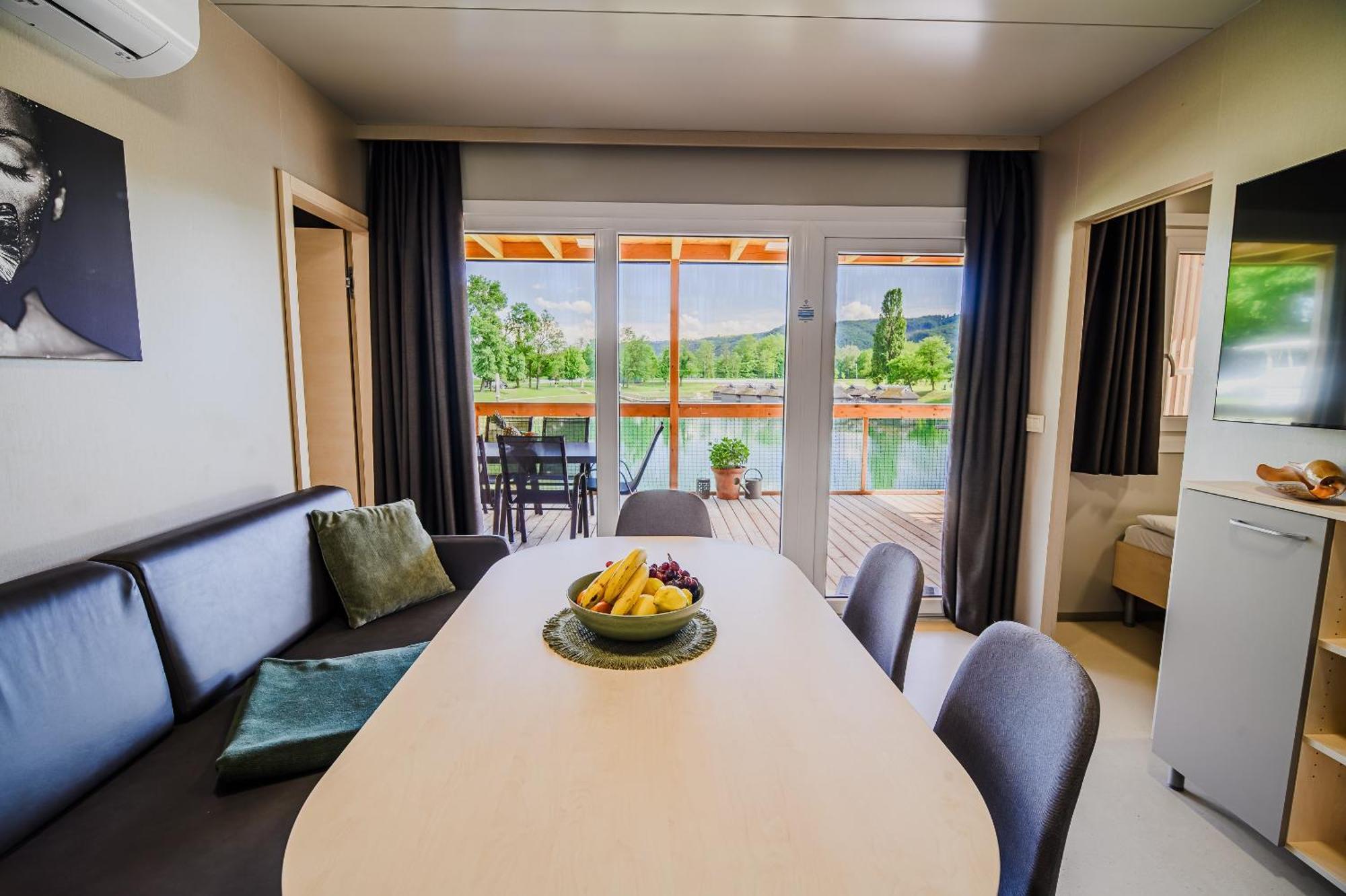 Deluxe Lake View Mobile Homes With Thermal Riviera Tickets Catez ob Savi Buitenkant foto