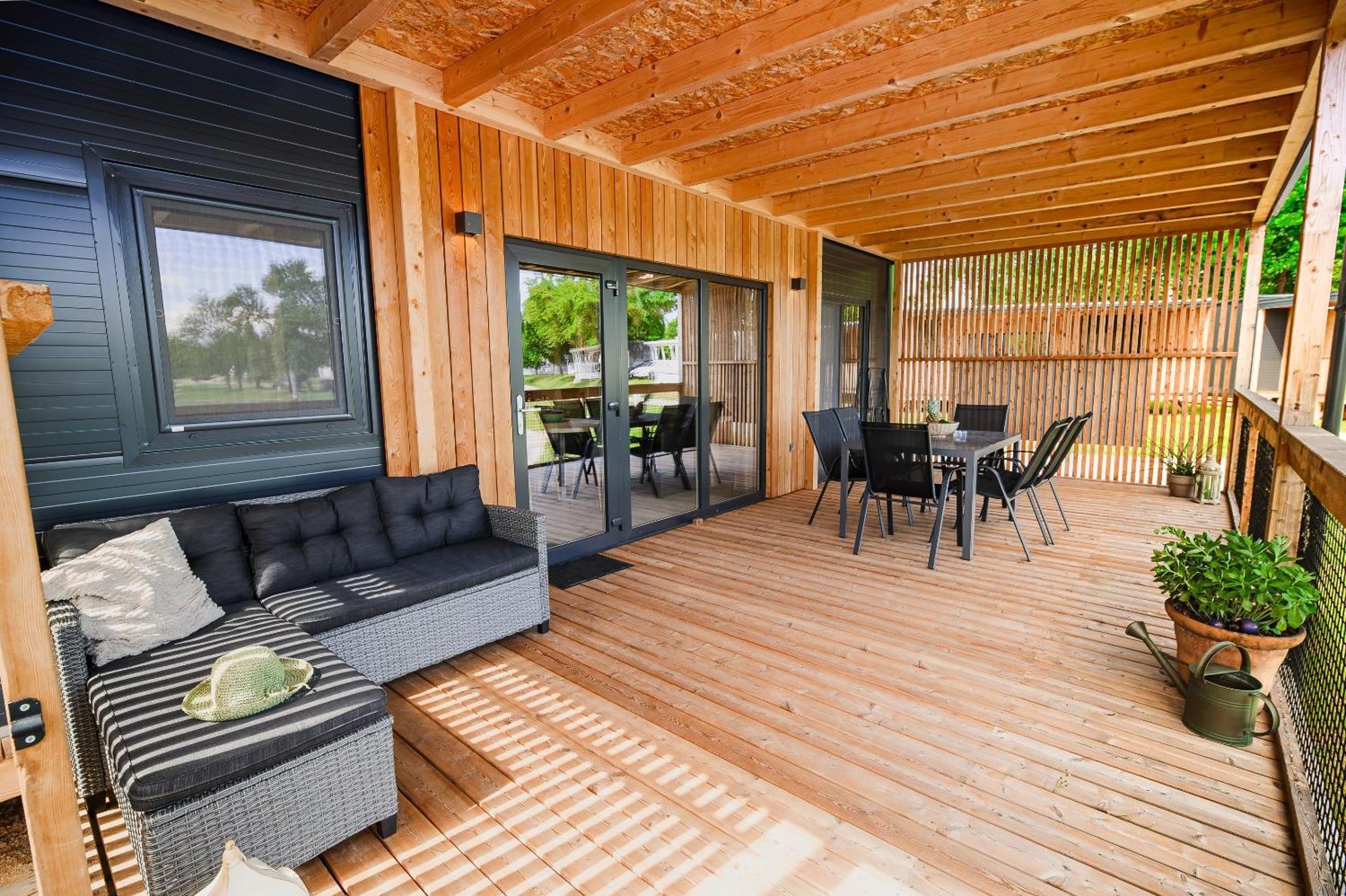 Deluxe Lake View Mobile Homes With Thermal Riviera Tickets Catez ob Savi Buitenkant foto